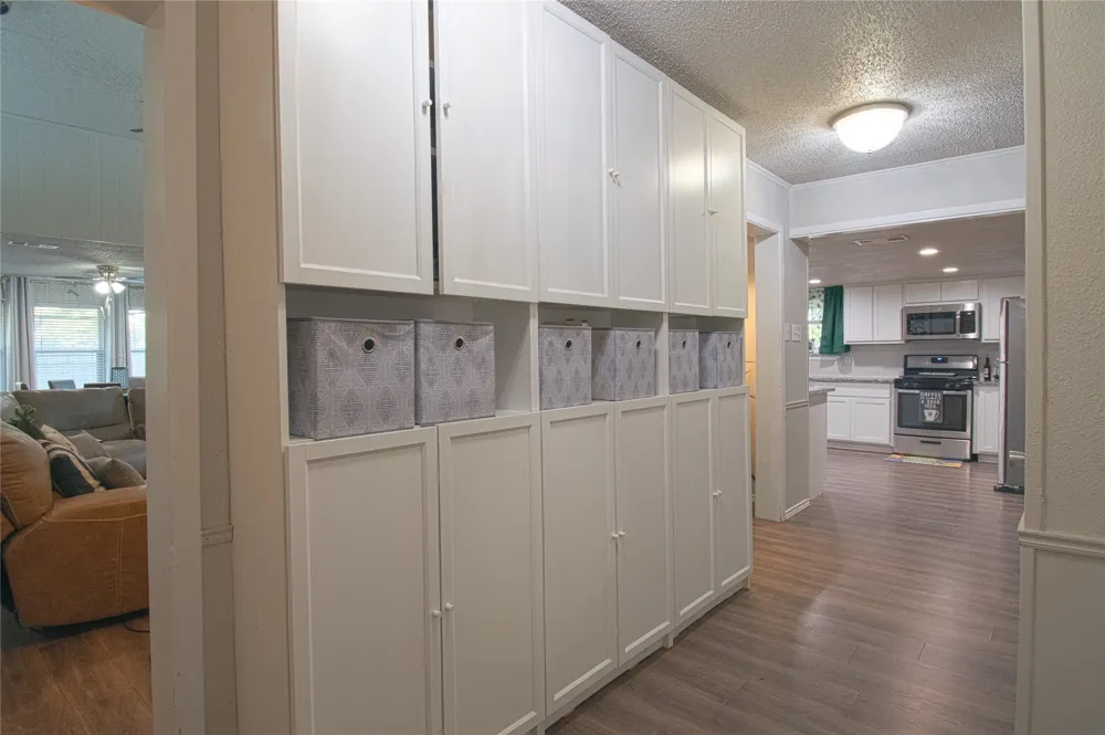124 Freese Drive Sanger, TX 76266