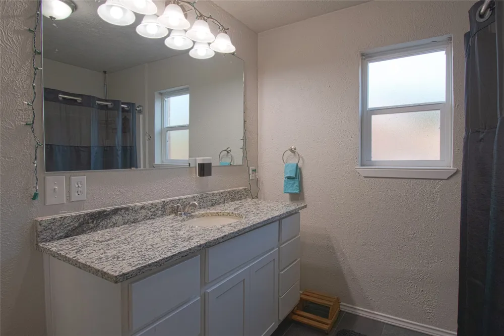 124 Freese Drive Sanger, TX 76266