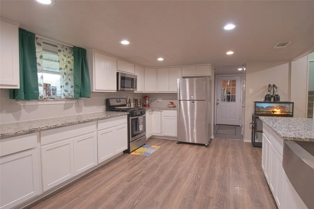 124 Freese Drive Sanger, TX 76266