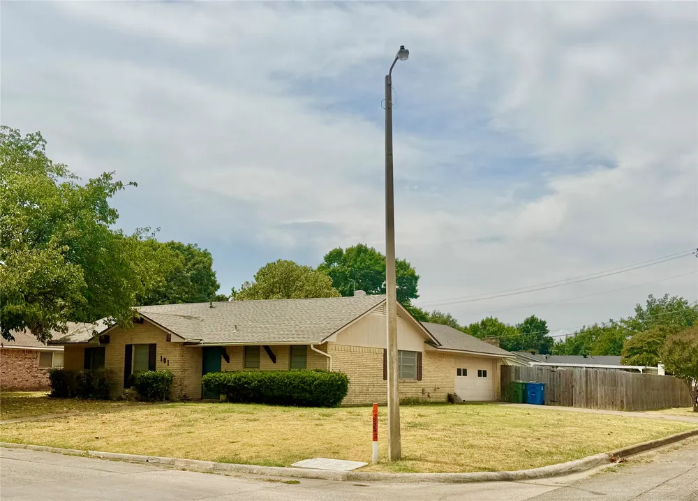 101 Diane Drive Sanger, TX 76266