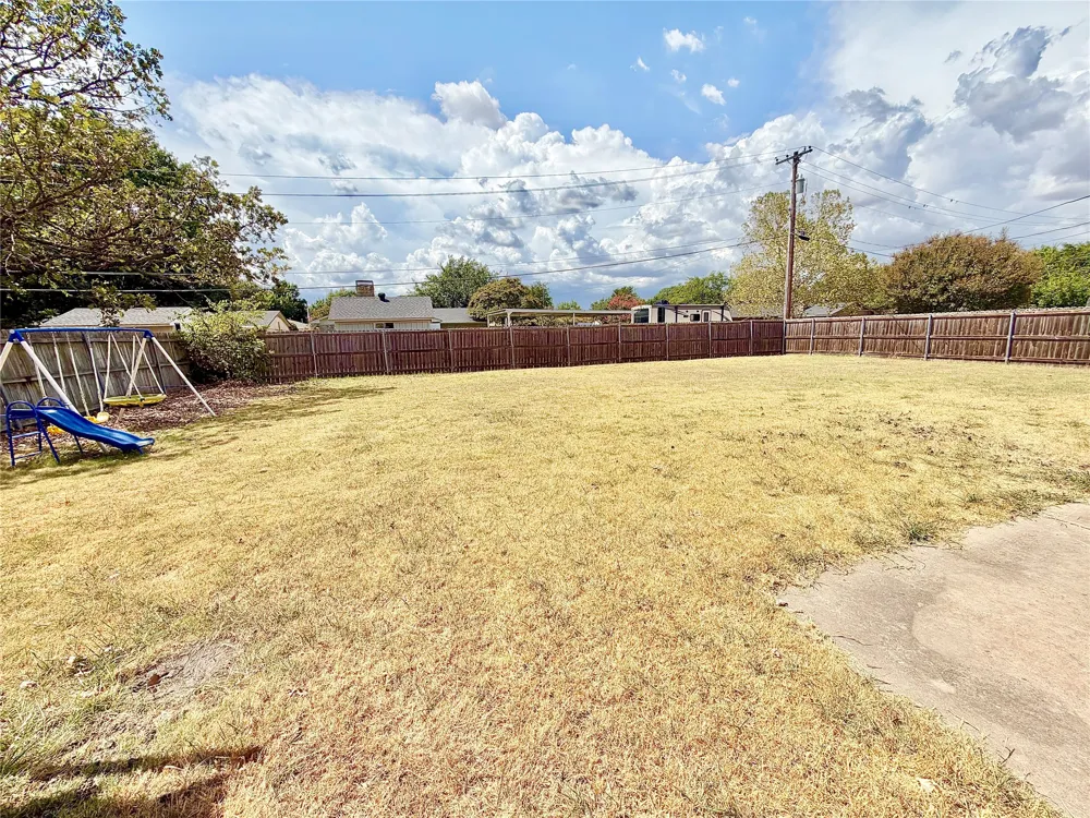 101 Diane Drive Sanger, TX 76266