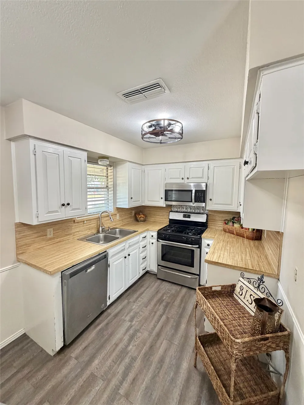 101 Diane Drive Sanger, TX 76266