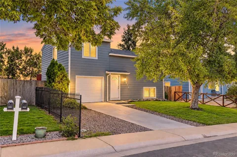 9325 W 100th Circle