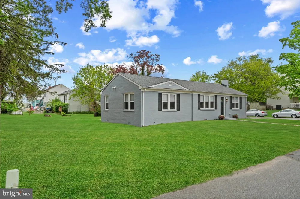 14 MONTROSE ROAD Pasadena, MD 21122