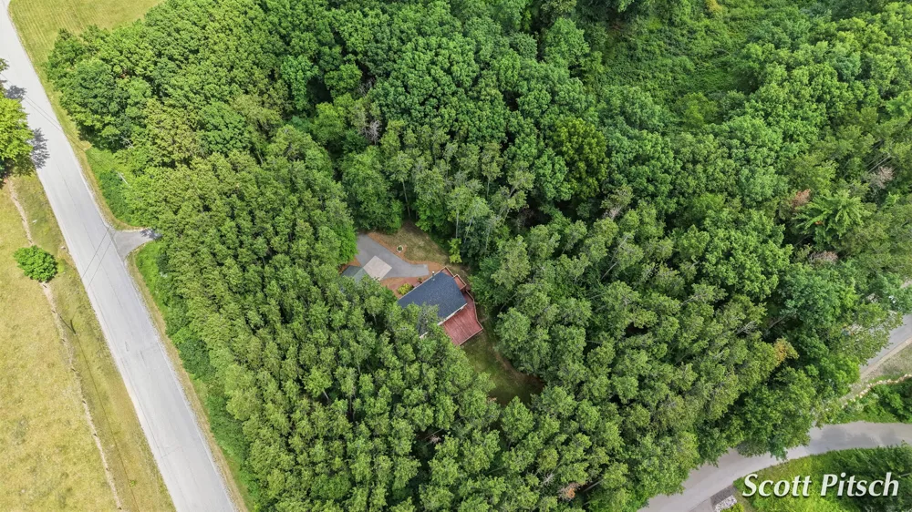 1450 Payne Lake Road Middleville, MI 49333