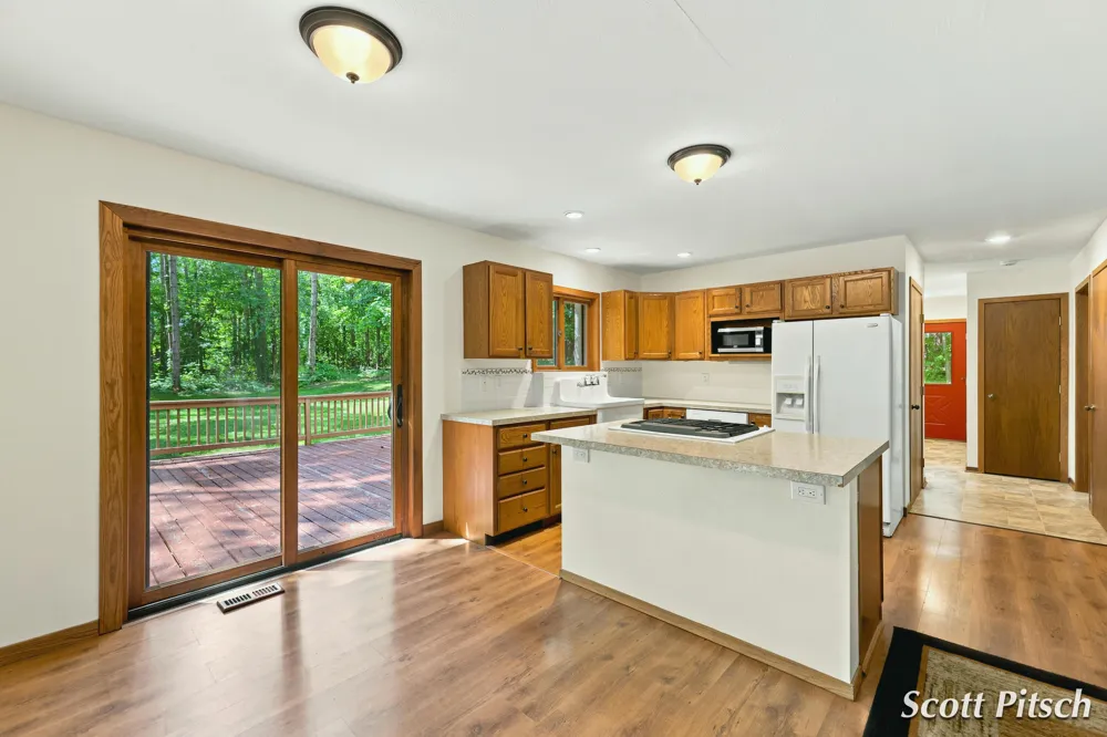 1450 Payne Lake Road Middleville, MI 49333