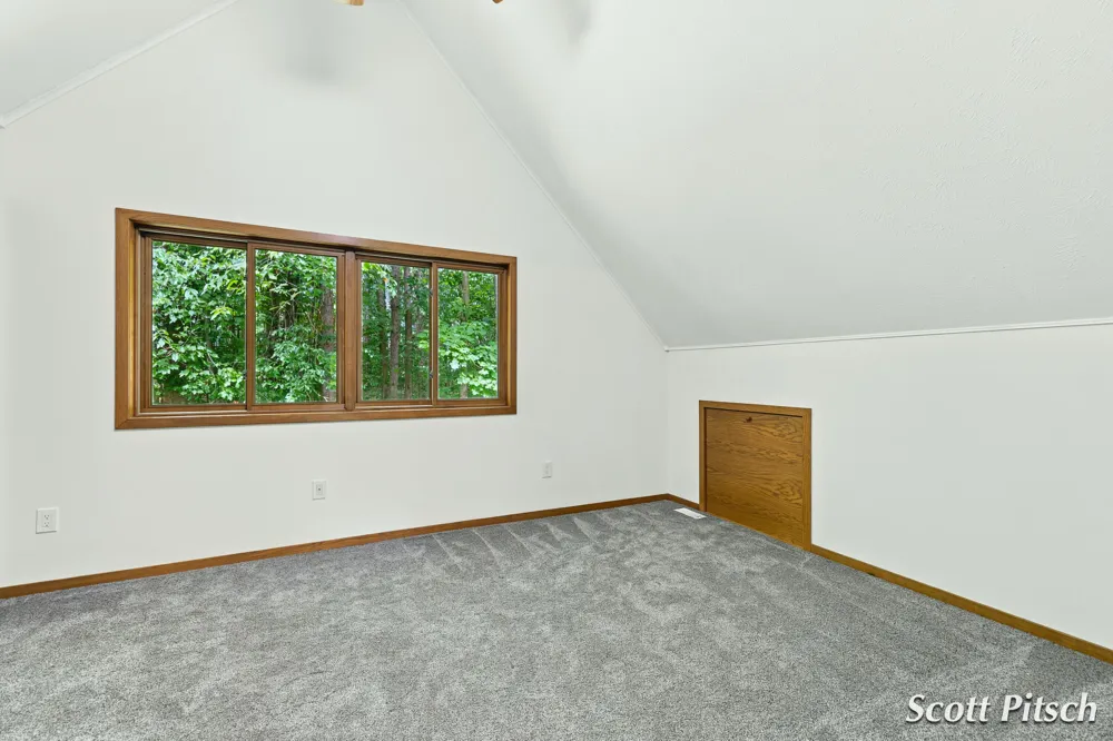 1450 Payne Lake Road Middleville, MI 49333