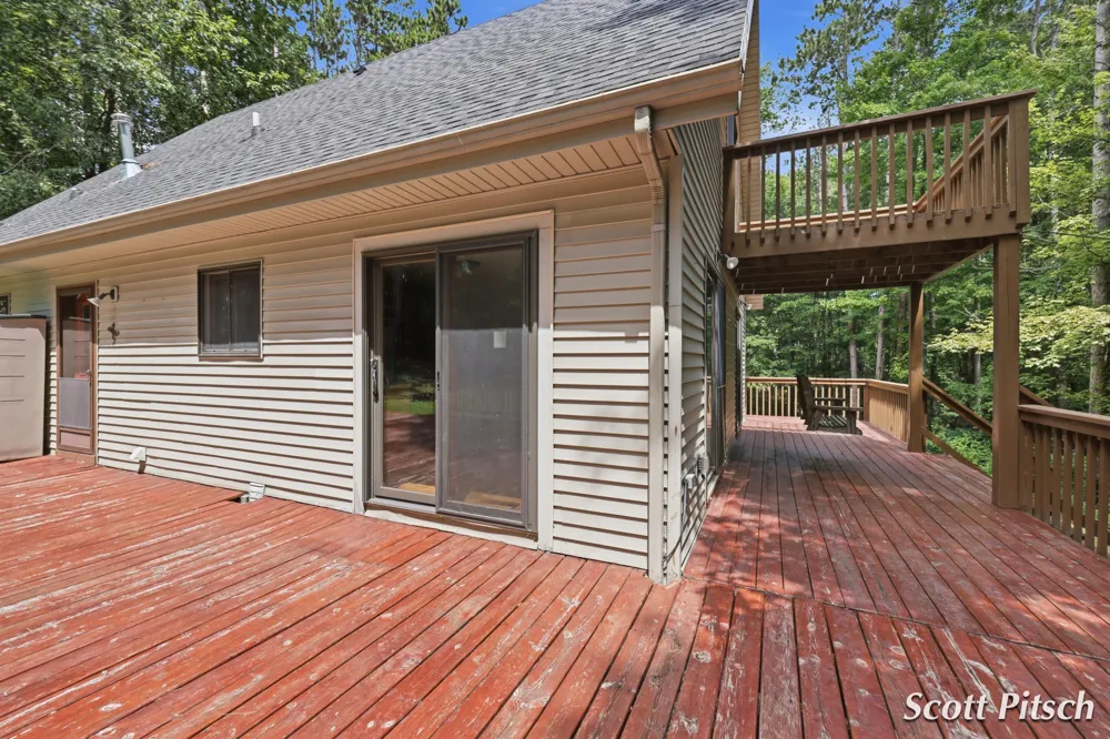1450 Payne Lake Road Middleville, MI 49333