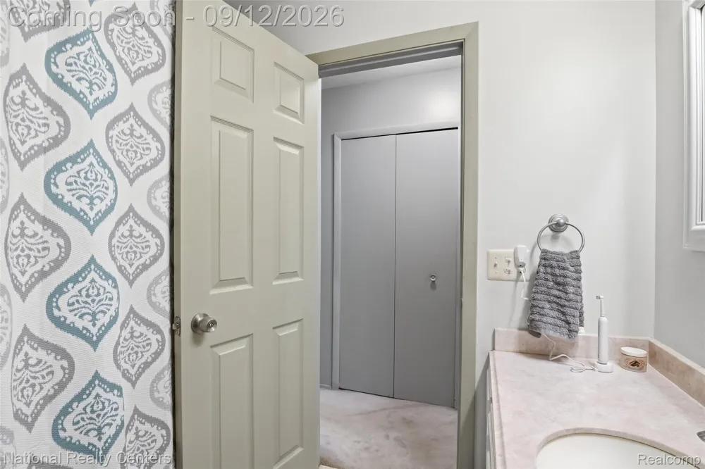 2631 Garden Road Milford Charter Township, MI 48381