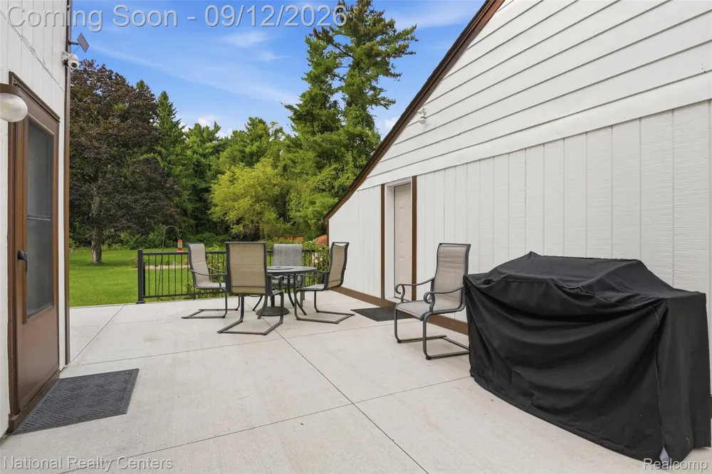 2631 Garden Road Milford Charter Township, MI 48381