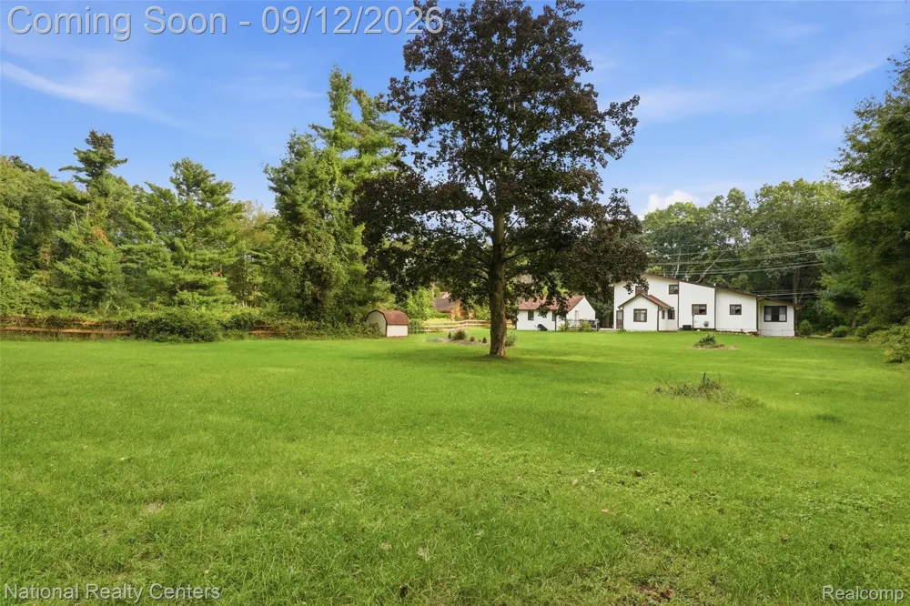 2631 Garden Road Milford Charter Township, MI 48381