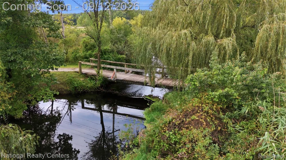 2631 Garden Road Milford Charter Township, MI 48381