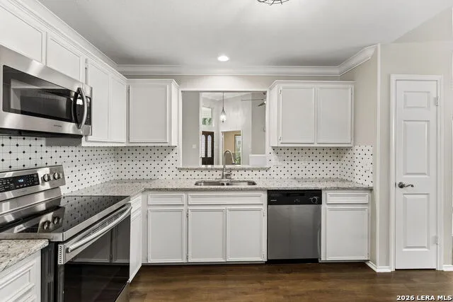 16806 Brookwood San Antonio, TX 78248