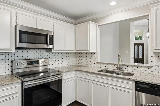 16806 Brookwood San Antonio, TX 78248