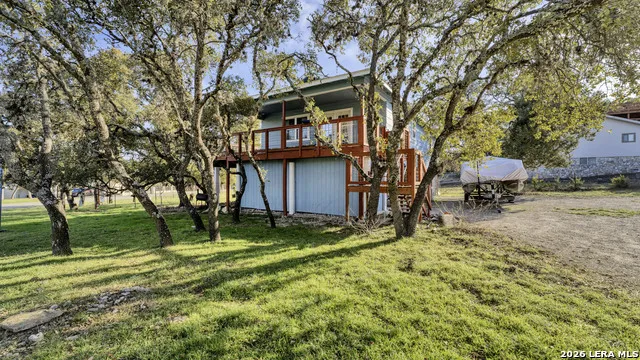 895 Lakebreeze Drive Canyon Lake, TX 78133
