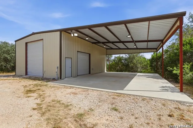 172 RIVER CHASE DR New Braunfels, TX 78132