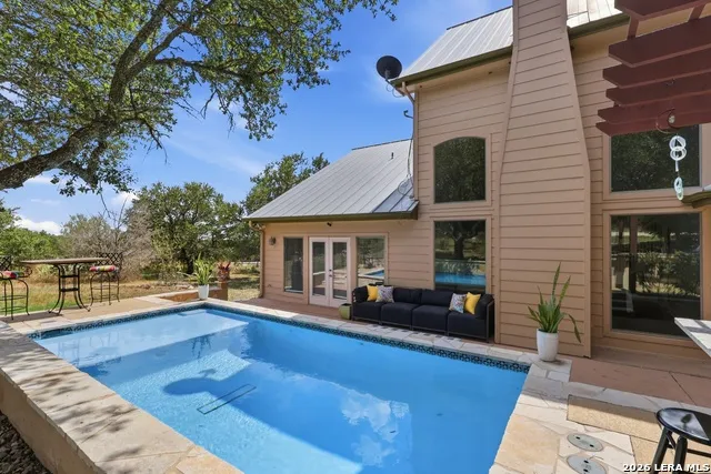 172 RIVER CHASE DR New Braunfels, TX 78132