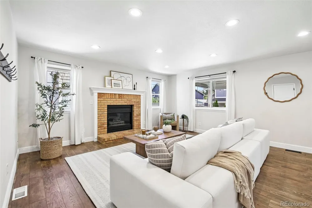 13471 Glen Circle Broomfield, CO 80020