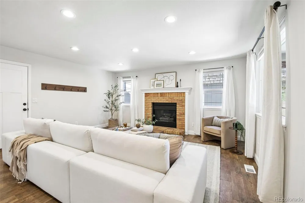 13471 Glen Circle Broomfield, CO 80020