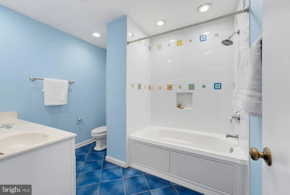11399 BANTRY TERRACE Fairfax, VA 22030