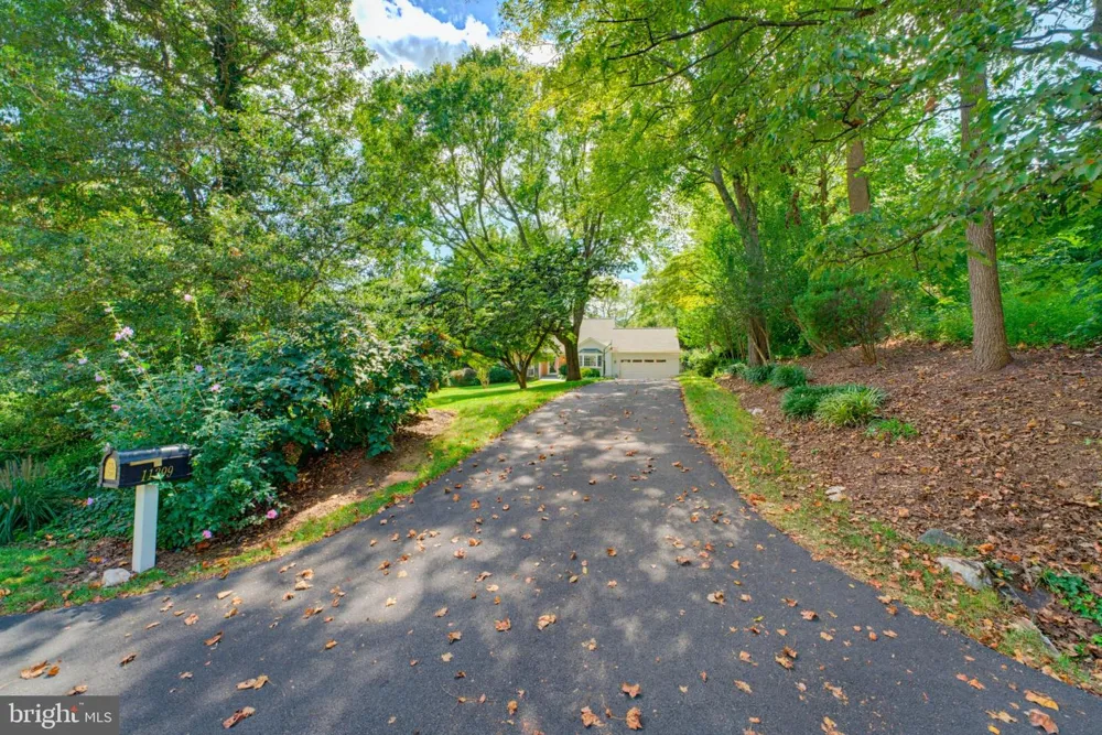 11399 BANTRY TERRACE Fairfax, VA 22030