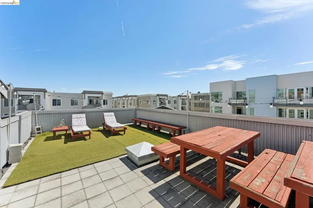 201 3rd Street #204 Oakland, CA 94607