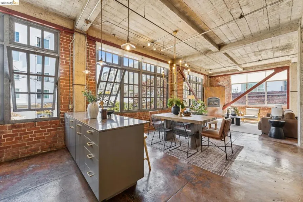 201 3rd Street #204 Oakland, CA 94607