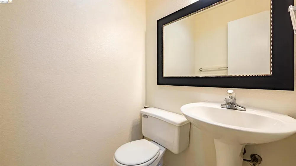 1548 Freed Cir Pittsburg, CA 94565