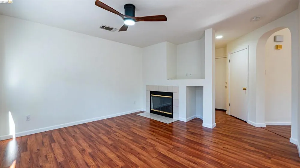 1548 Freed Cir Pittsburg, CA 94565