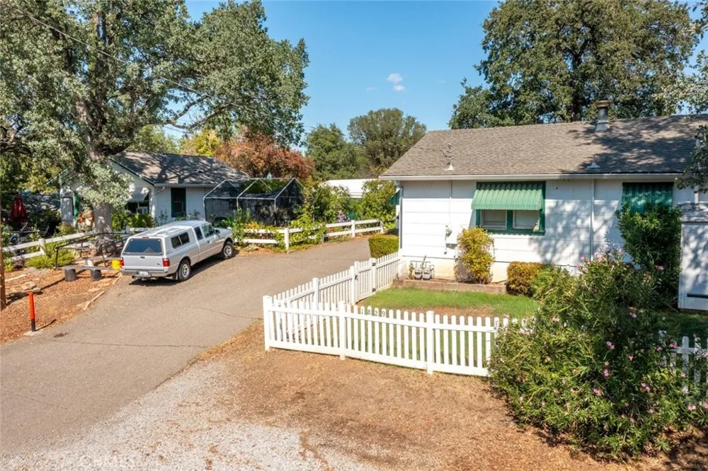 1825 Grand Coulee Shasta Lake, CA 96019