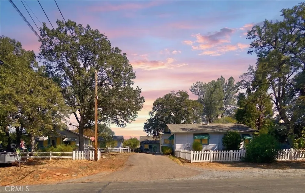 1825 Grand Coulee Shasta Lake, CA 96019
