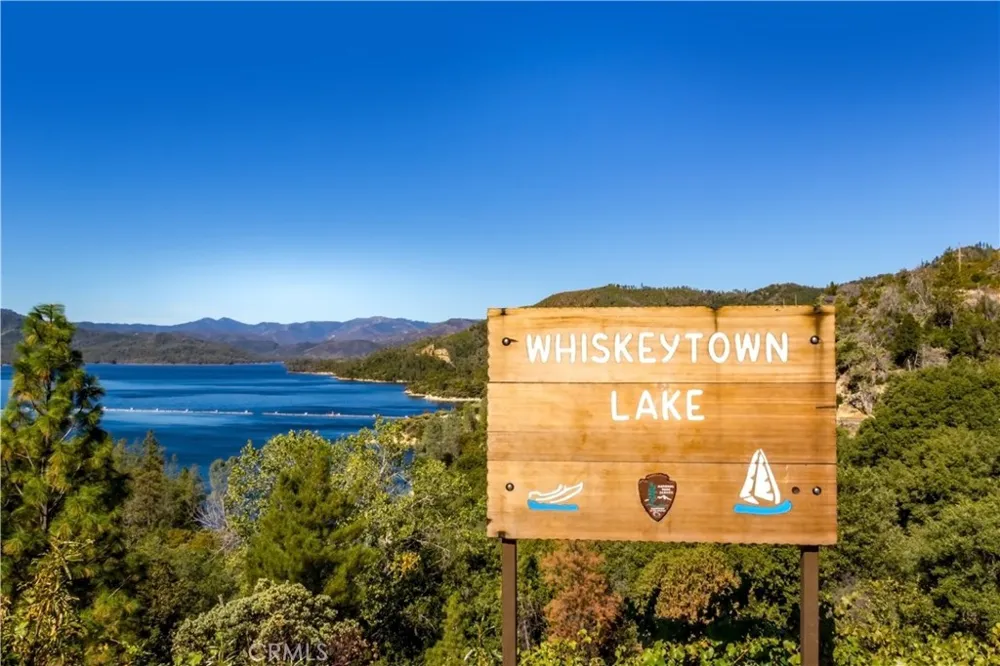 1825 Grand Coulee Shasta Lake, CA 96019