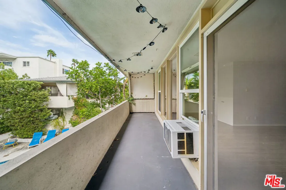 1520 Hayworth Avenue #19 Los Angeles, CA 90046