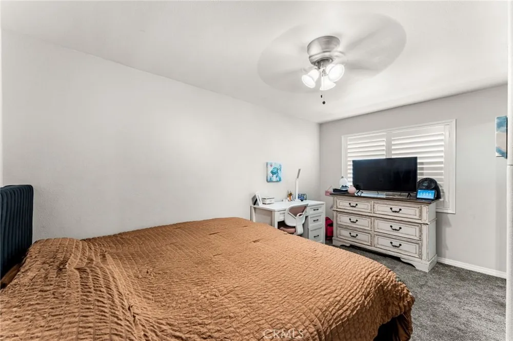 5019 Roosevelt Chino, CA 91710