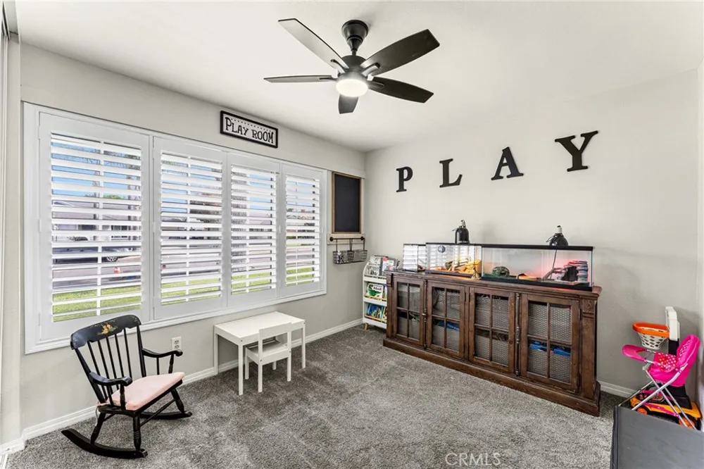 5019 Roosevelt Chino, CA 91710