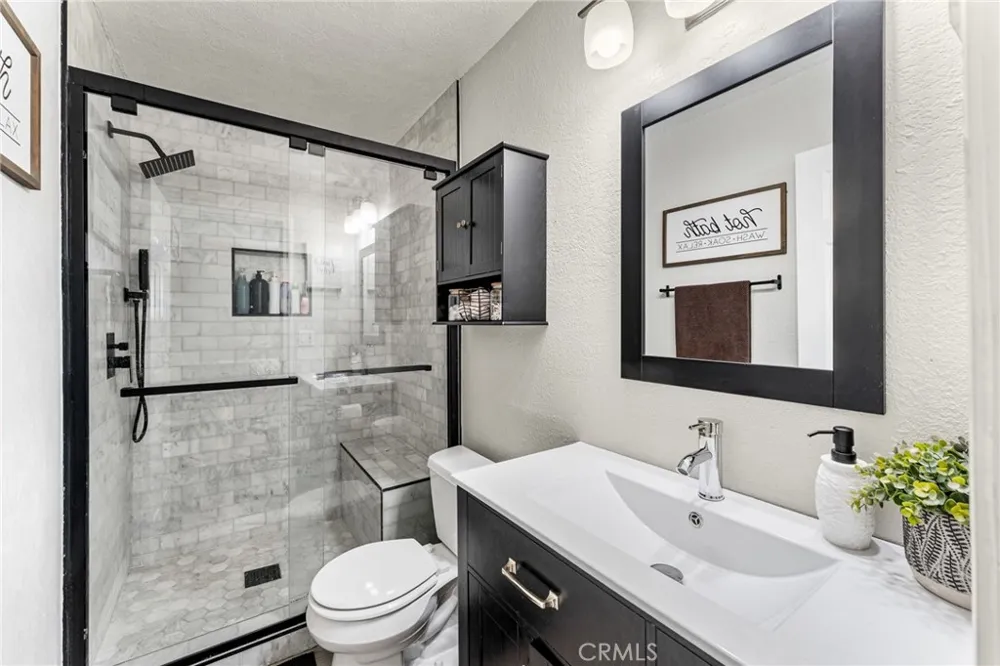 5019 Roosevelt Chino, CA 91710