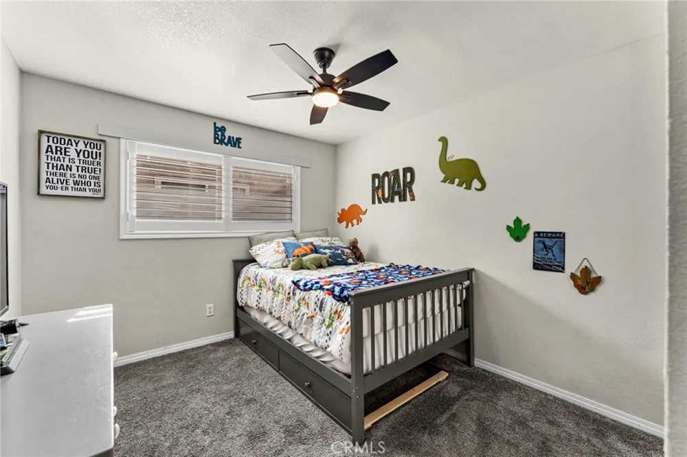 5019 Roosevelt Chino, CA 91710