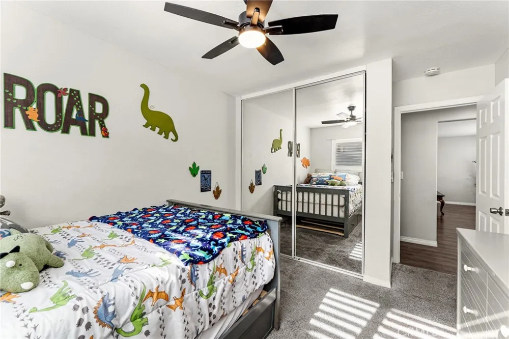 5019 Roosevelt Chino, CA 91710