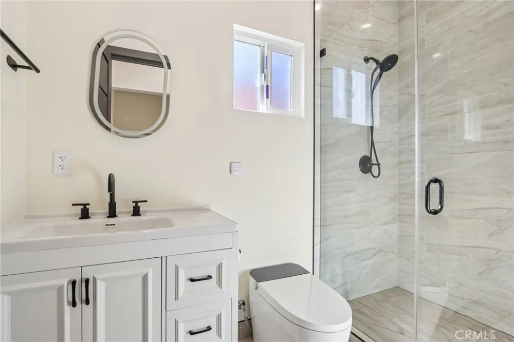 8149 Saint Clair Avenue North Hollywood, CA 91605