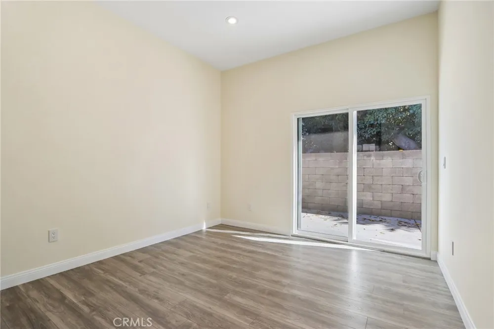 8149 Saint Clair Avenue North Hollywood, CA 91605