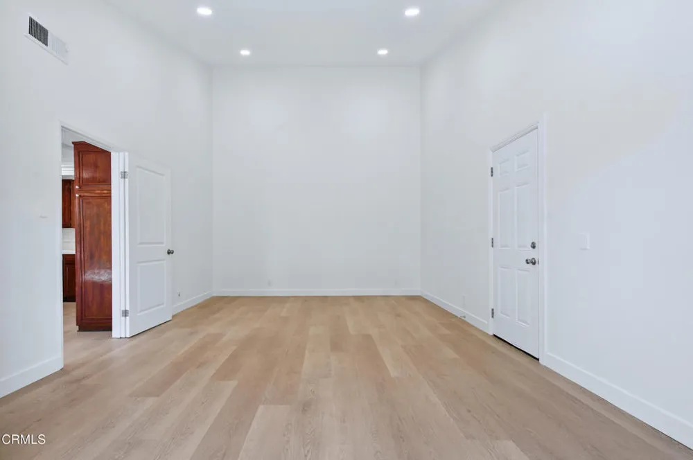963 Palmer Avenue Camarillo, CA 93010