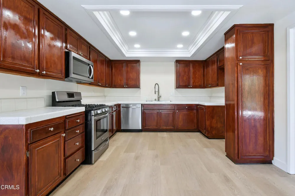 963 Palmer Avenue Camarillo, CA 93010