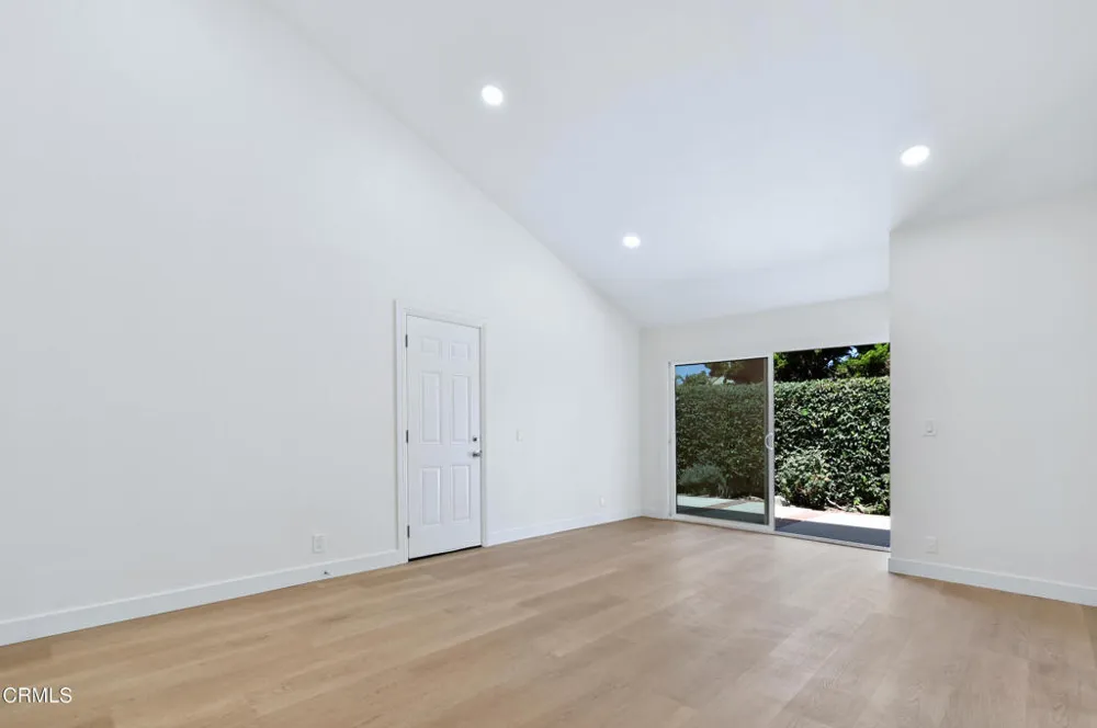 963 Palmer Avenue Camarillo, CA 93010
