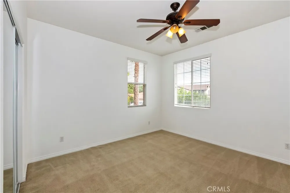 6841 Lokai Court Eastvale, CA 92880