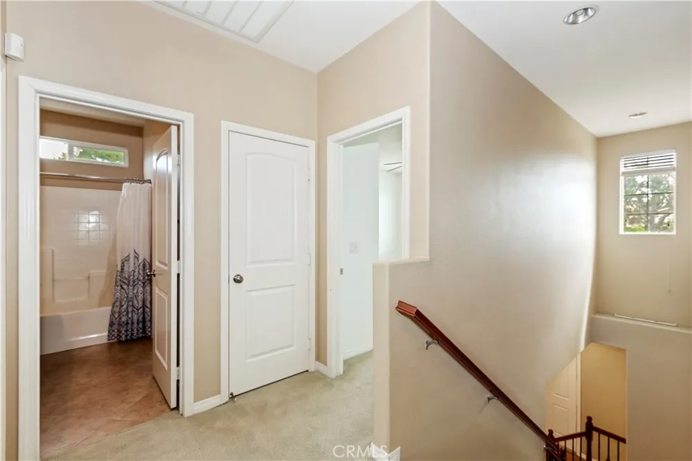 6841 Lokai Court Eastvale, CA 92880