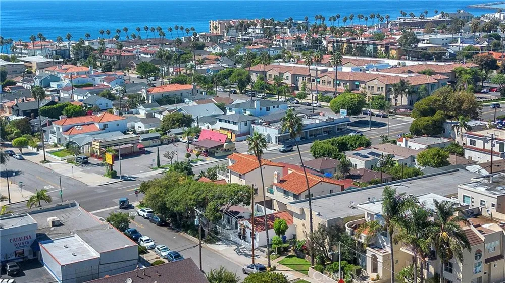 501 Ave B #C Redondo Beach, CA 90277