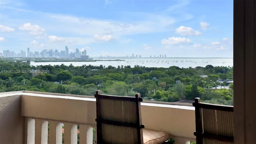 90 Edgewater Dr #PH10 Coral Gables, FL 33133