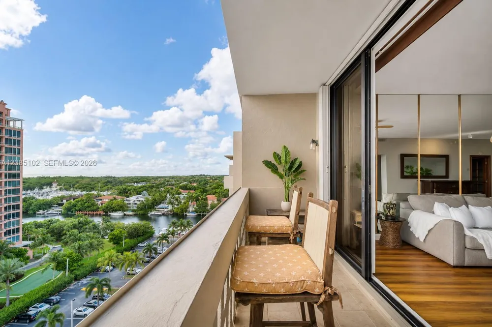 90 Edgewater Dr #PH10 Coral Gables, FL 33133