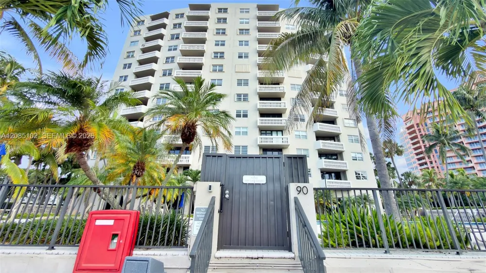 90 Edgewater Dr #PH10 Coral Gables, FL 33133