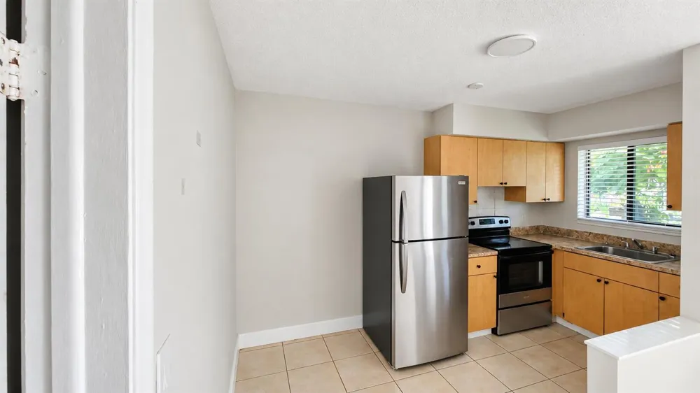 435 NW 41st Street #2 Oakland Park, FL 33309